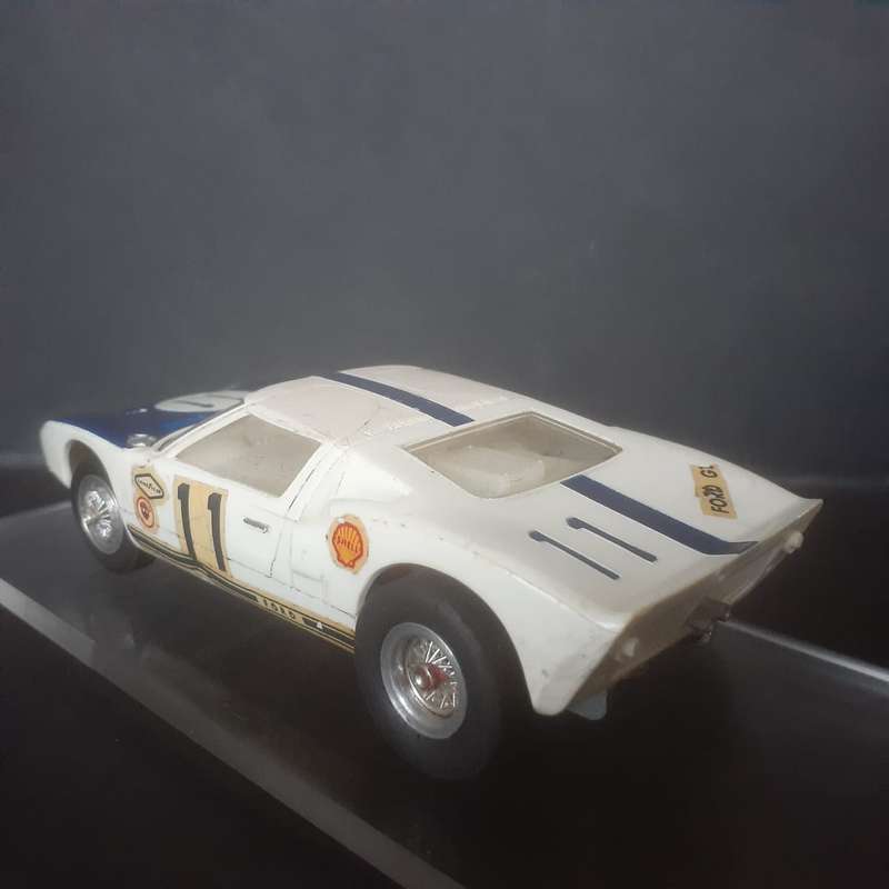 Monogram Ford GT40