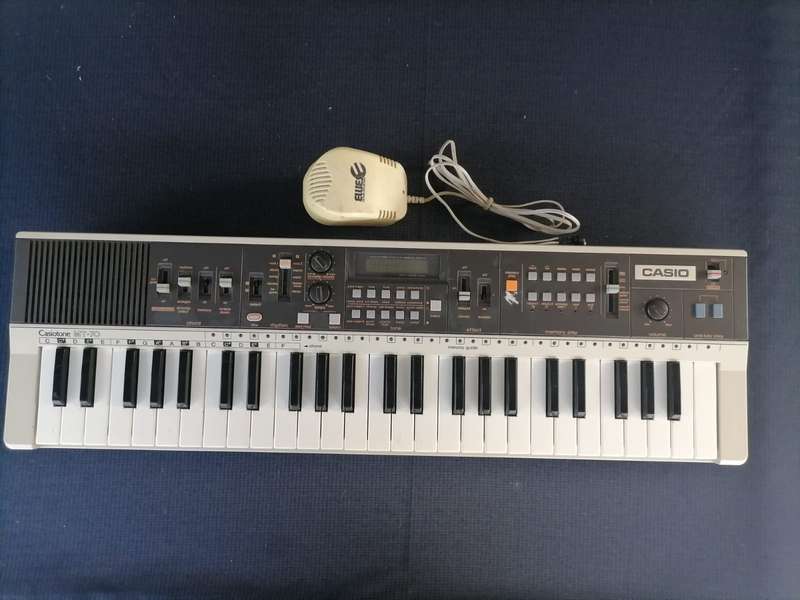 Casio Casiotone MT-70 Mini Keyboard