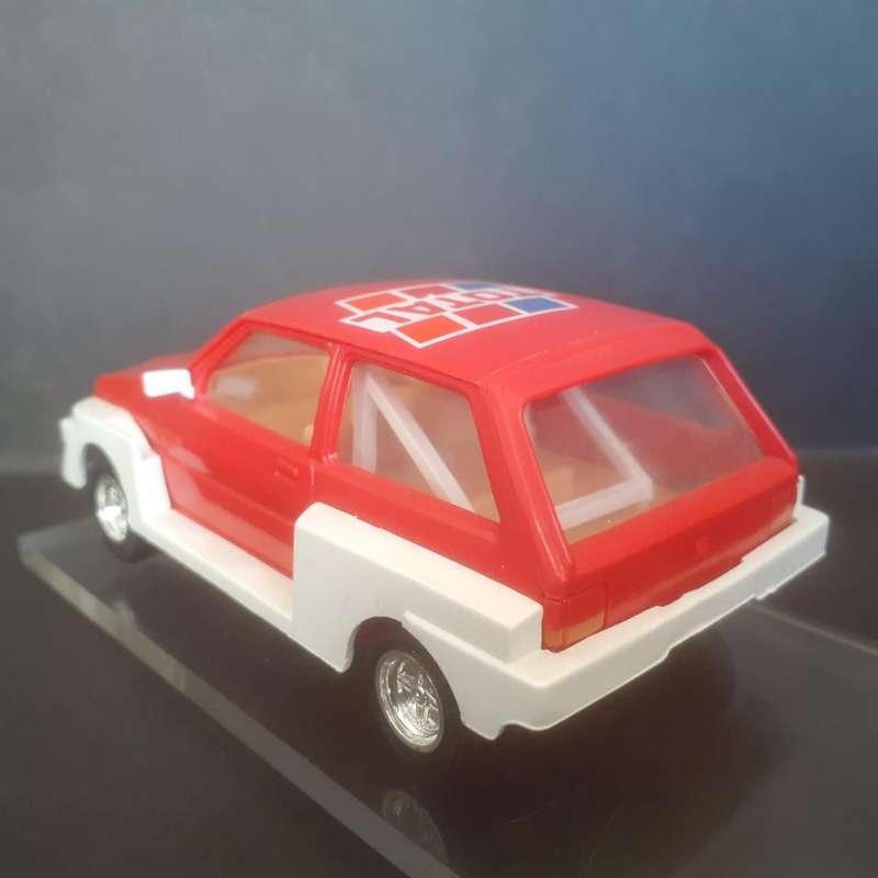Scalextric C214 MG Metro 6R4 Total