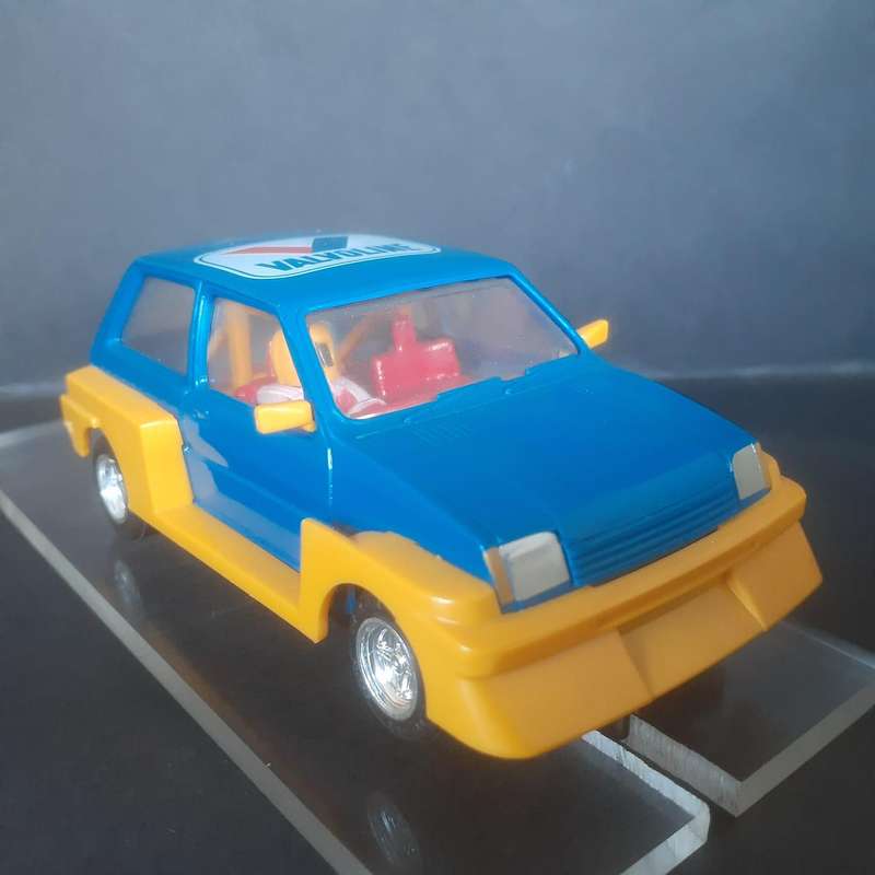 Scalextric C215 MG Metro 6R4 Valvoline