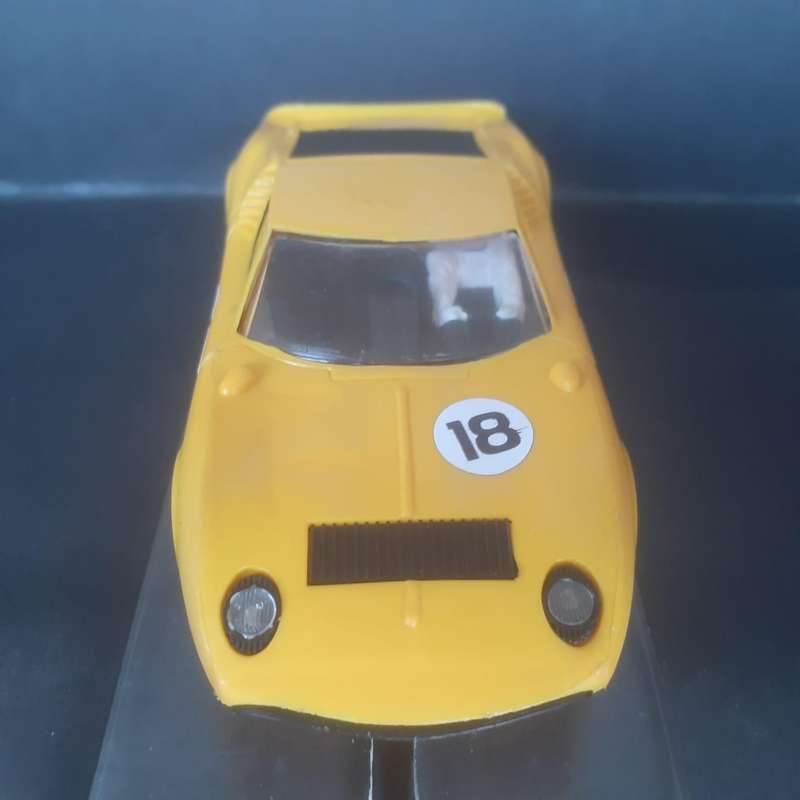 Scalextric C17 Lamborghini Miura