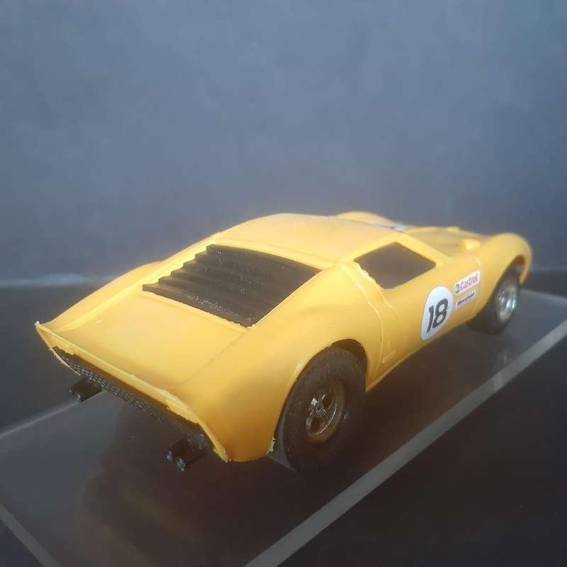 Scalextric C17 Lamborghini Miura