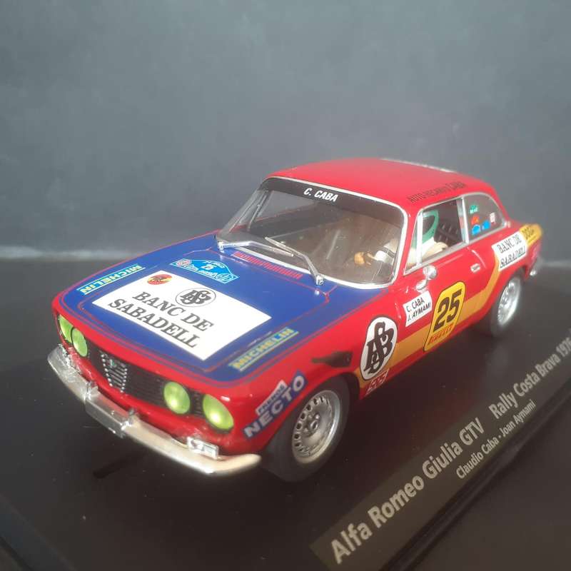Fly Alfa Romeo Giulia GTV Rallye Costa Brava 1976 with a Fly Racing motor.