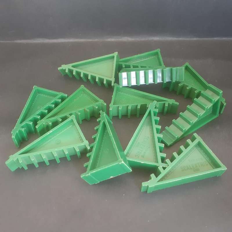 12 x Tri-ang Scalextric A244 Banking Wedges