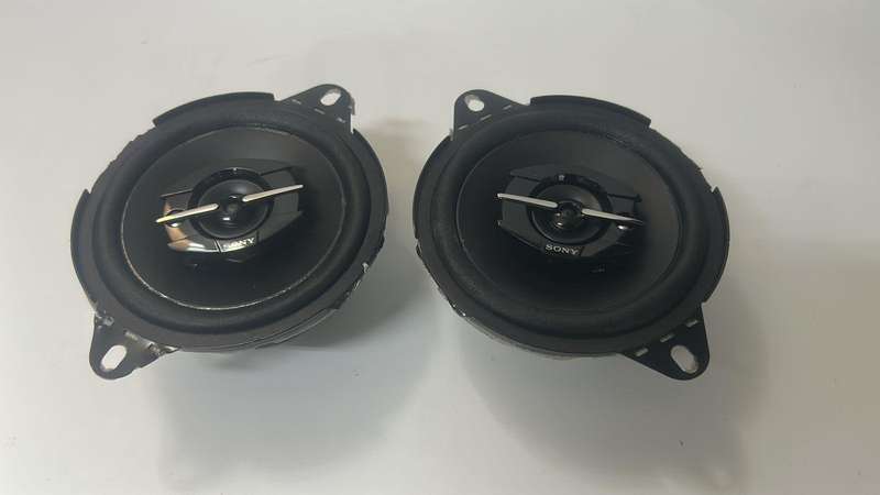 CLEARANCE SONY 4INCH 210W 3WAY SPEAKER