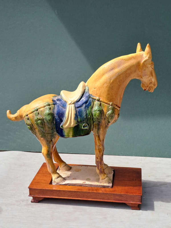 Large Vintage 36 cm 1960/70`s Tang Horse Beautiful