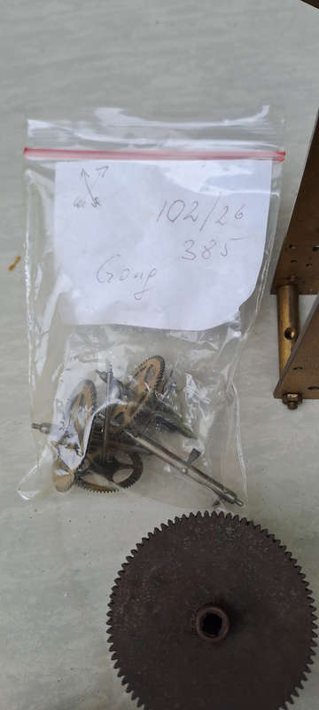Clock movemnt for spares or repairs 102/26 385