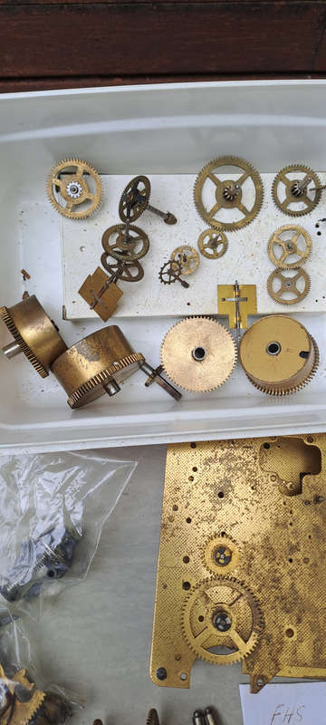 Clock movemnt for spares or repairs FHS 350/020 64 reduced