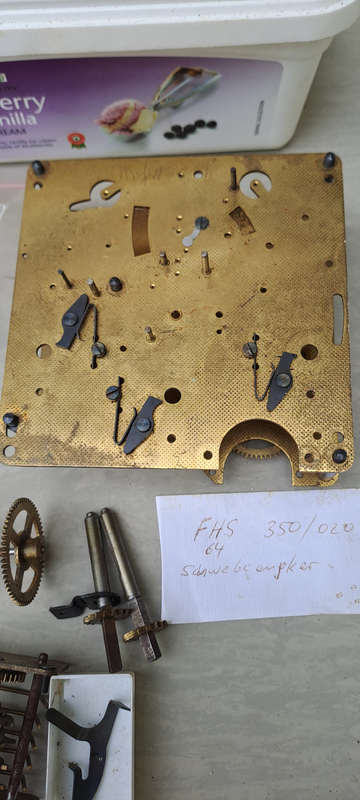 Clock movemnt for spares or repairs FHS 350/020 64 reduced