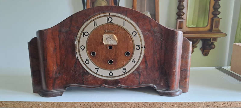 Junghans clock housing with bezel and 4 gong