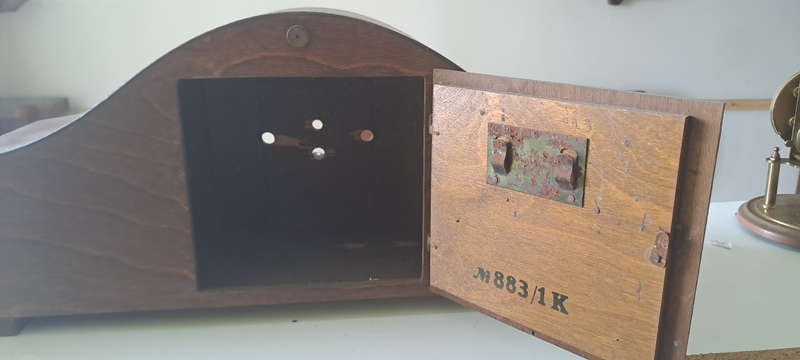 Hermle clock housing Nice