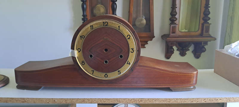 Lovely Mauthe long mantle clock housing with 4 gong rods