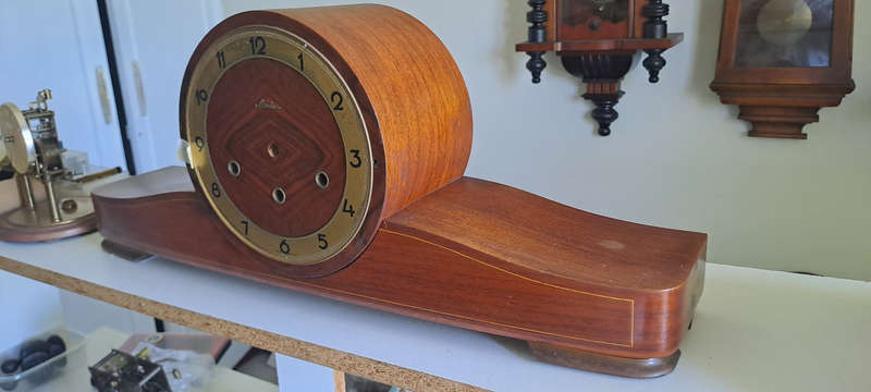 Lovely Mauthe long mantle clock housing with 4 gong rods