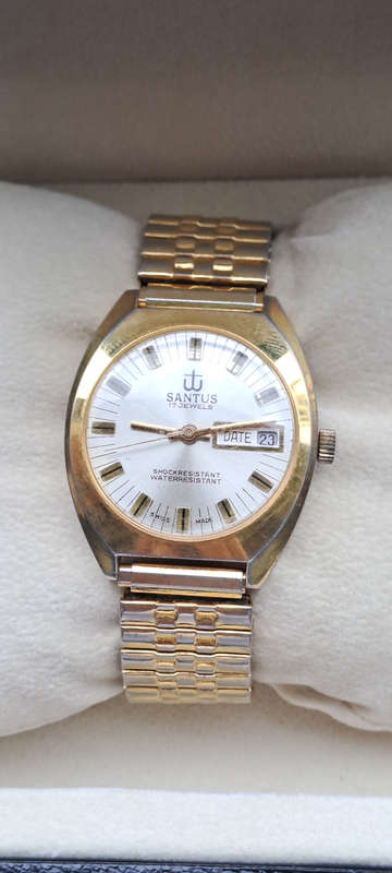 Santus 1970's 17 jewel Swiss mens watch