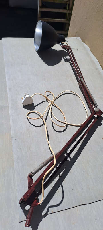 LUXO ANGLEPOISE swivel and spring vintage lamp 110cm long