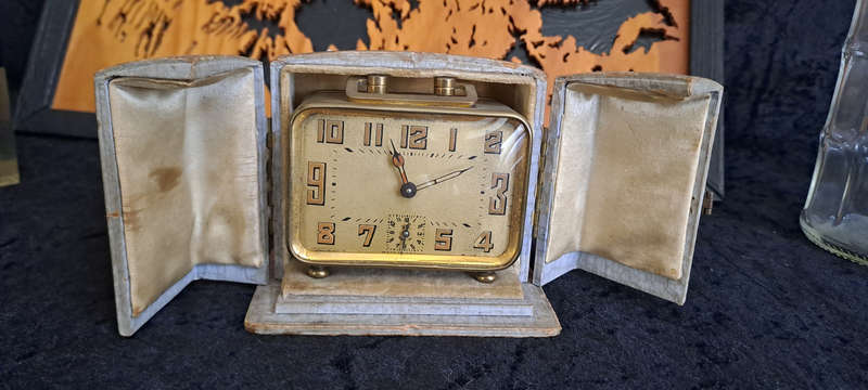 Lovely french made 1930's Art Deco  travelling alarm clock
