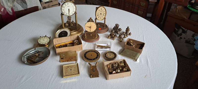 job lot of anniversary clocks and parts as per pictures