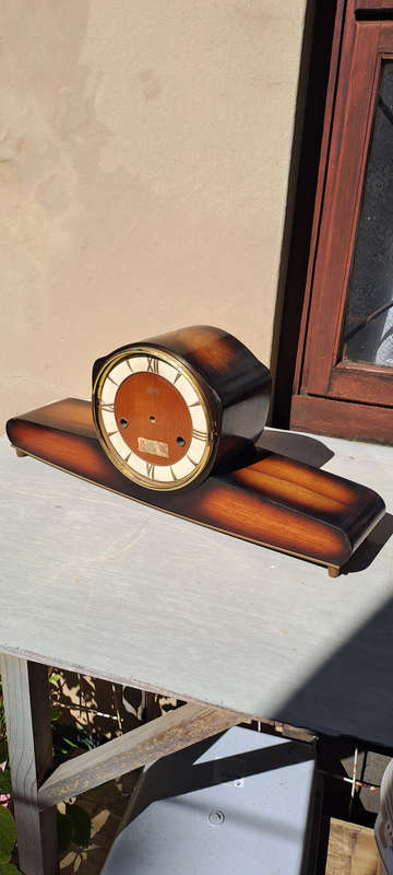 Nice art Deco Schatz clock housing with gong rods