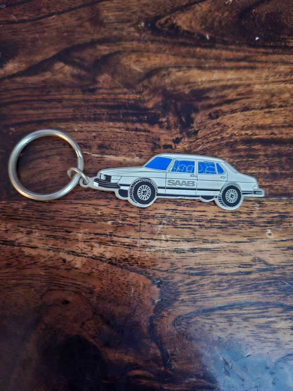 Vintage SAAB stainless steel keyring