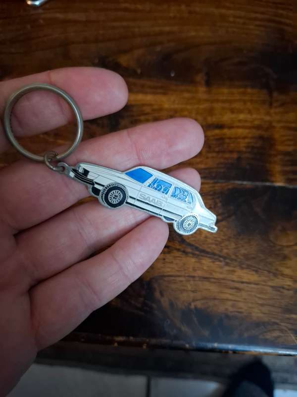 Vintage SAAB stainless steel keyring
