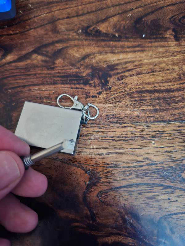 Waterproof matches keyring lighter