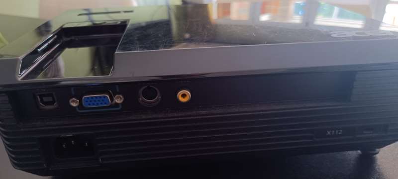 ACER X112 DLP Projector