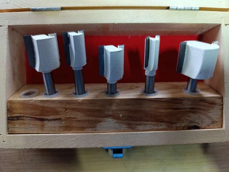 Router bit