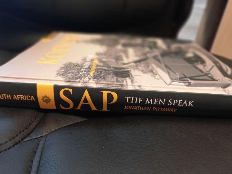 KOEVOET - SAP : The Men Speak - Jonathan Pittaway **SIGNED**