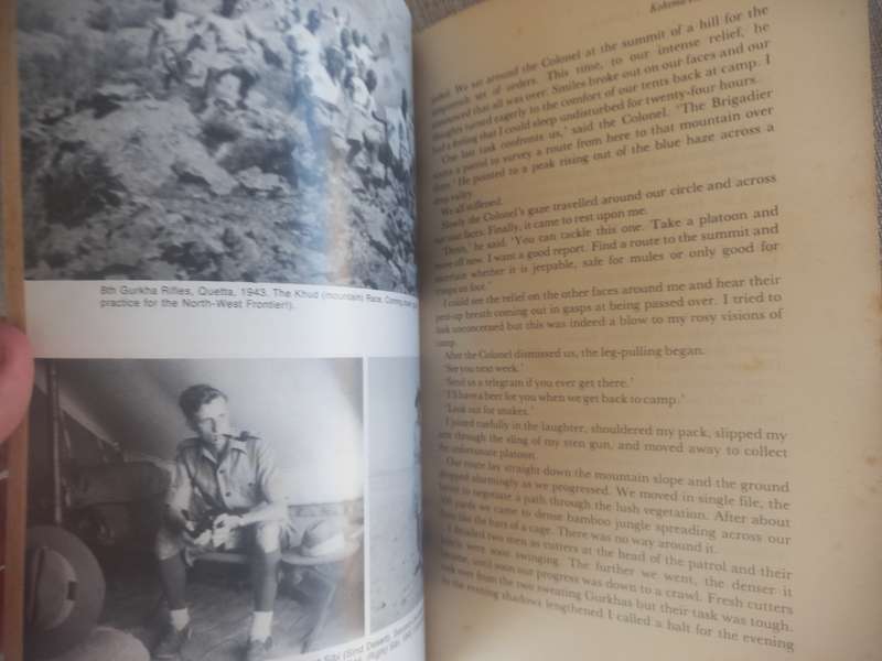 Green Shadows: A Gurkha Story - Denis Sheil-Small, MC