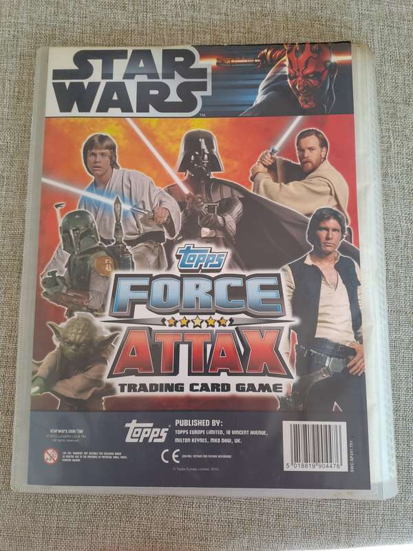 Star Wars Topps Force Attax Trading Card Game Binder and 31 Cards - 2012