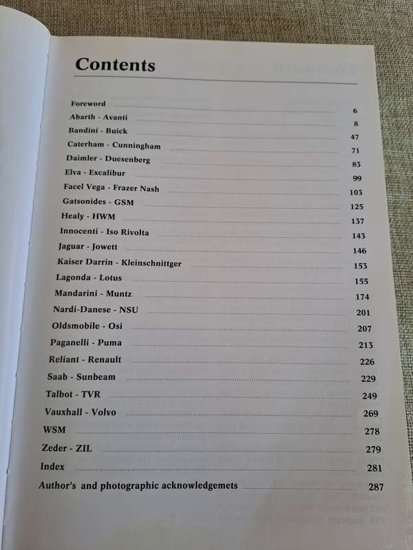 The Complete Encyclopedia of Sports Cars  Classic Era - Rob De La Rive Box