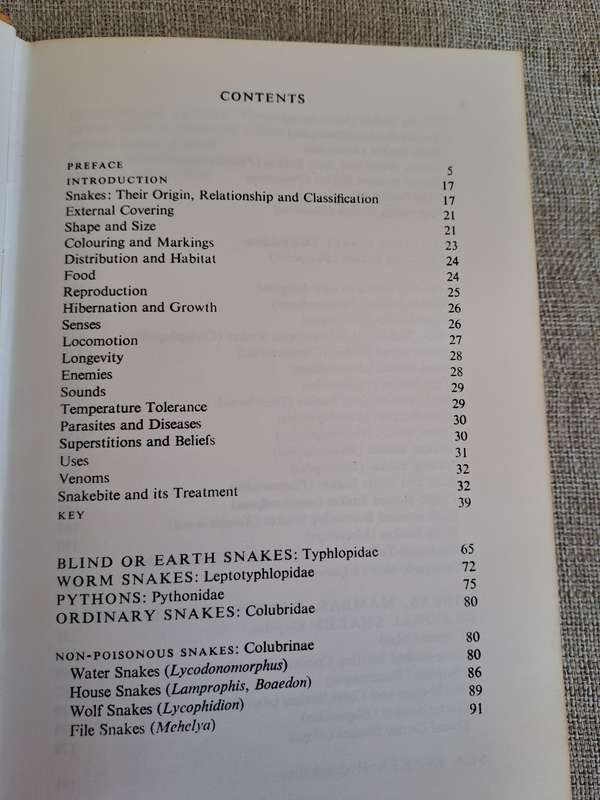 A Field Guide to the Snakes of Southern Africa - V.F.M. FitzSimons