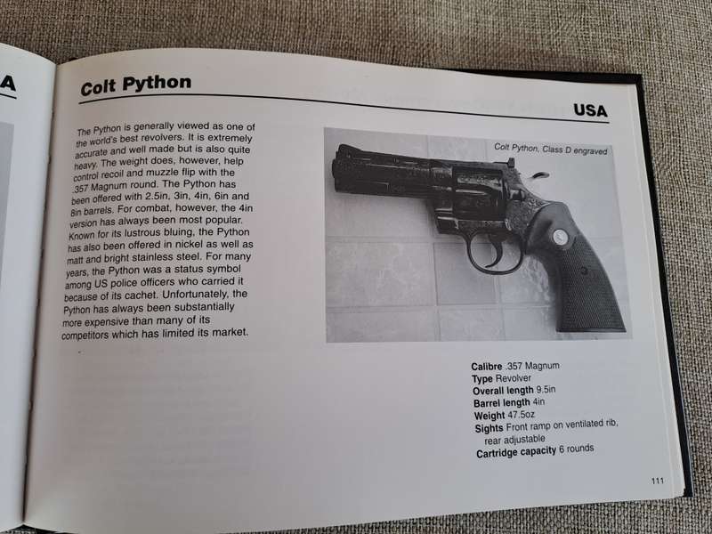 Combat Handguns - Leroy Thompson