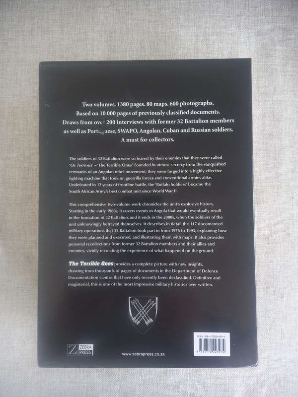 The Terrible Ones: Two Volumes - A Complete History Of 32 Battalion /boxset - Piet Nortje