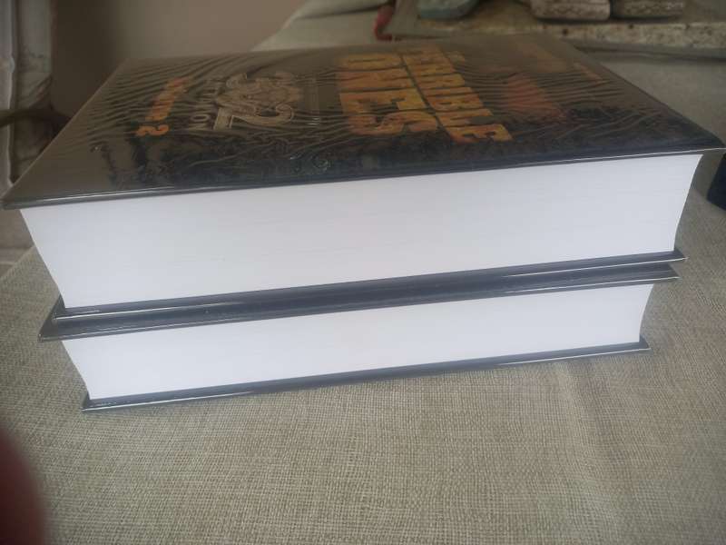 The Terrible Ones: Two Volumes - A Complete History Of 32 Battalion /boxset - Piet Nortje