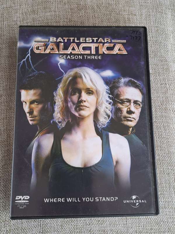 Battlestar Galactica Box Sets DVD: Season 1, 2.0, 3 and final season