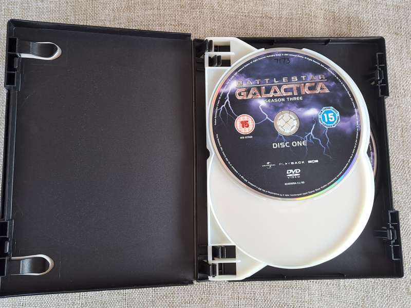 Battlestar Galactica Box Sets DVD: Season 1, 2.0, 3 and final season