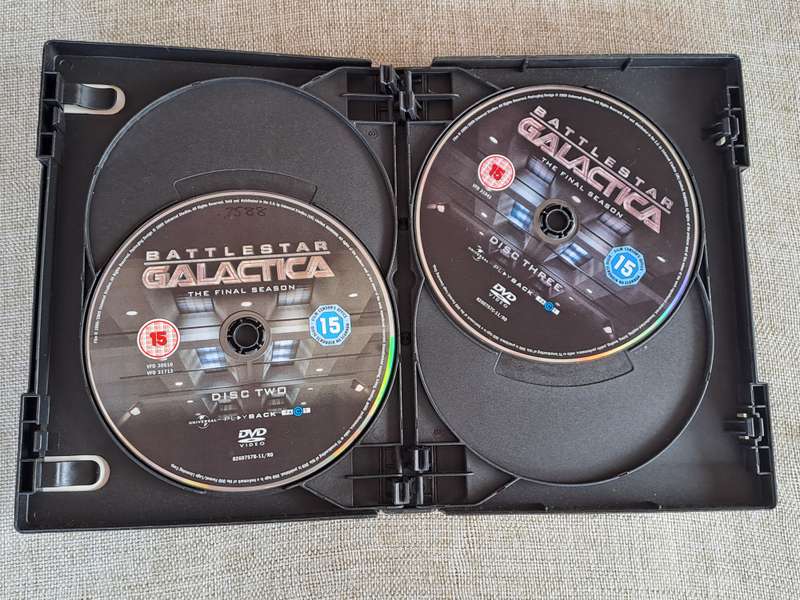 Battlestar Galactica Box Sets DVD: Season 1, 2.0, 3 and final season