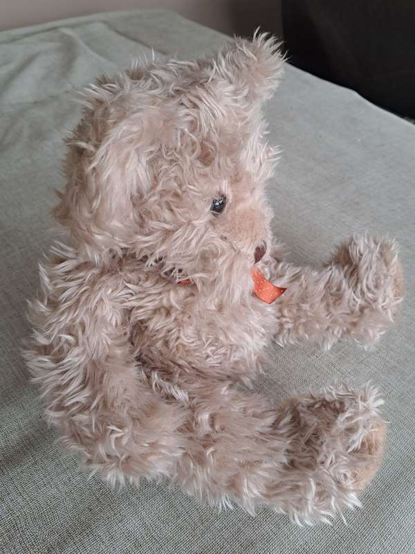 Radcliffe  Russ Berrie Bear Large