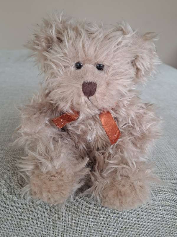 Radcliffe  Russ Berrie Bear Small