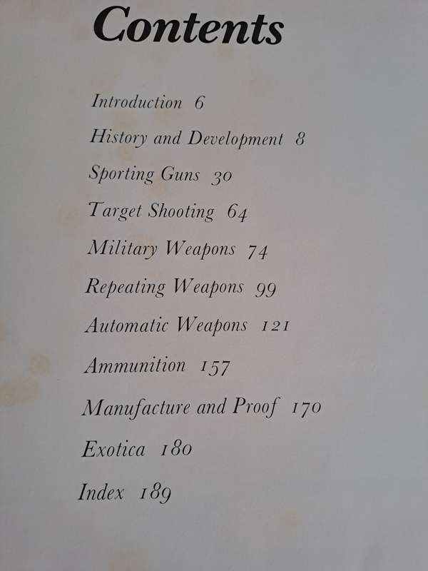 The Illustrated Book of Guns and Rifles