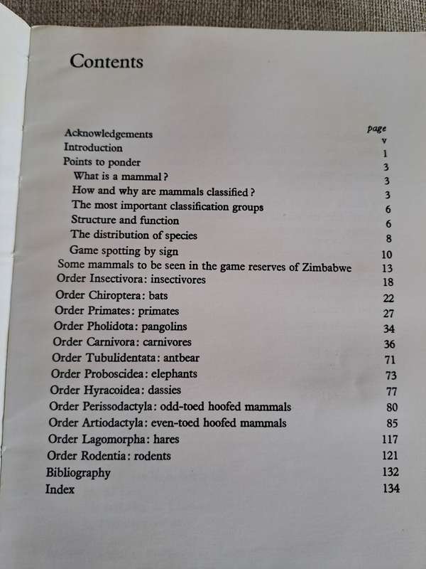 Wild Mammals (Bundu Series):  A field guide and introduction to the mammals of Zimbabwe