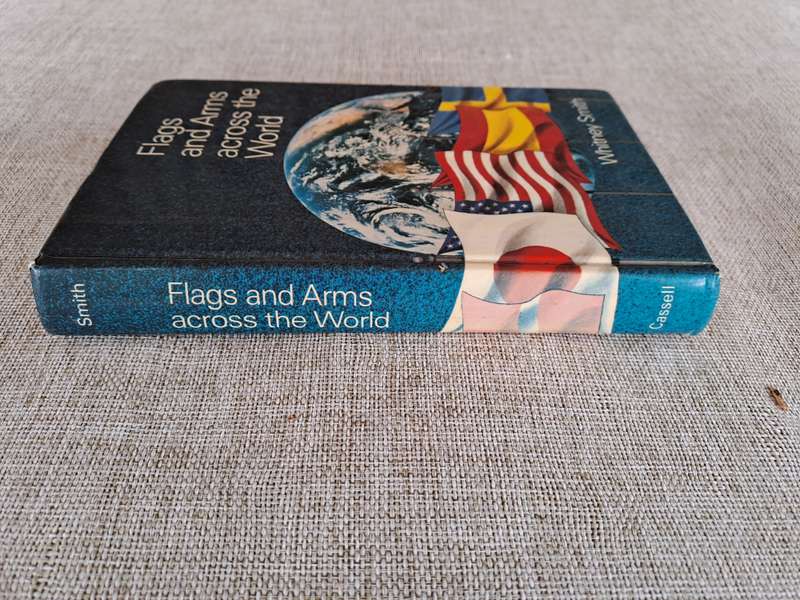 Flags and Arms across the World