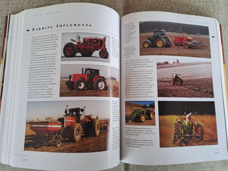 The Illustrated Encyclopedia of Tractors & Trucks - John Carroll & Peter Davies