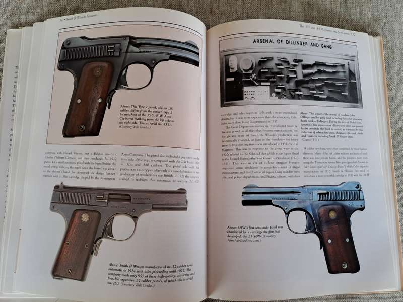 The History of Smith & Wesson Firearms - Dean K. Boorman