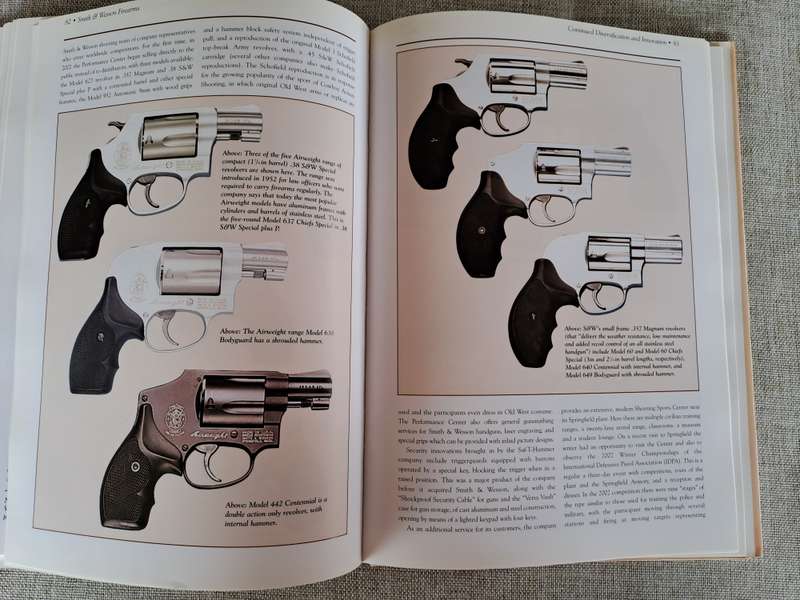 The History of Smith & Wesson Firearms - Dean K. Boorman