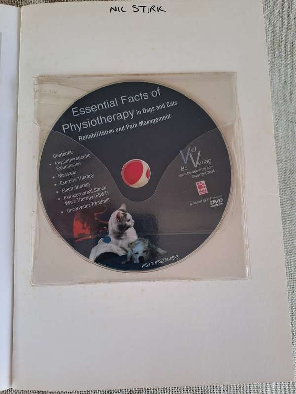 Essential Facts of Physiotherapy in Dogs and Cats: Rehabilitation and Pain Management (DVD included)