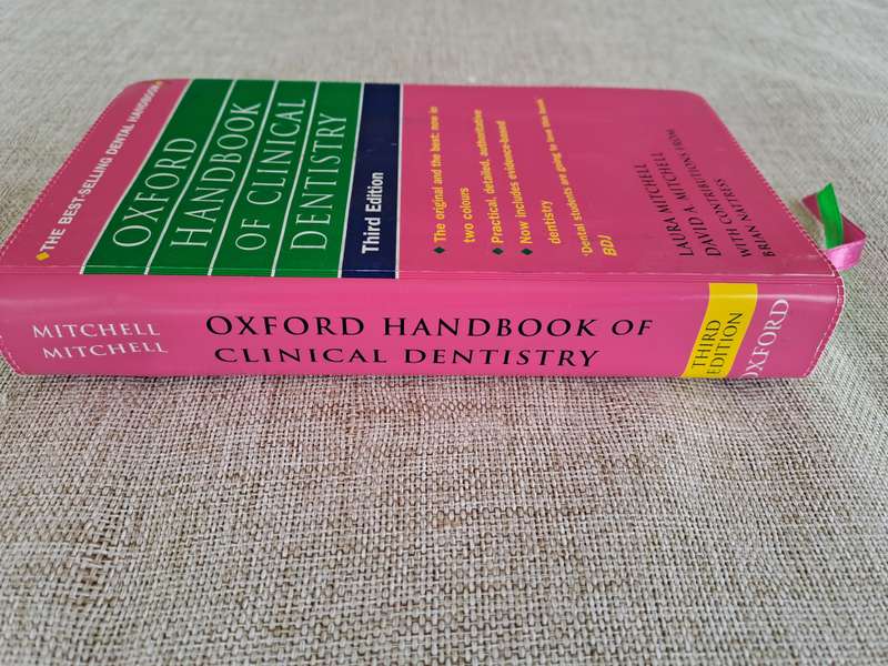 Oxford Handbook of Clinical Dentistry 3rd Edition