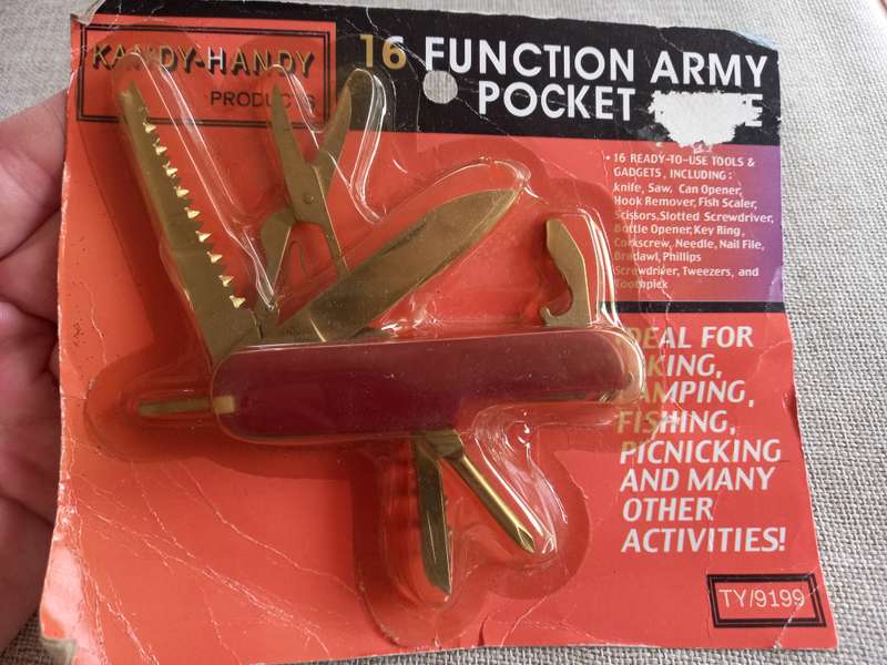 16 function army pocket knife