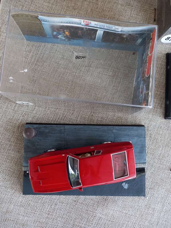 James Bond 007 cars x 4